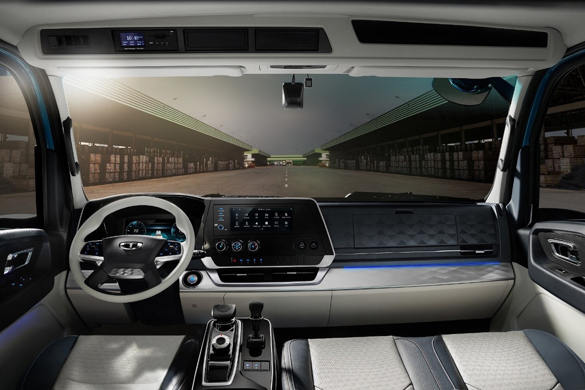 Tata-Daewoo-Dexen-Vision-interior